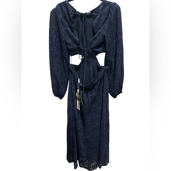 NWT ASTR The Label Cutout Burnout Floral Midi Dress – Navy Blue – Size XL - Picture 4 of 6